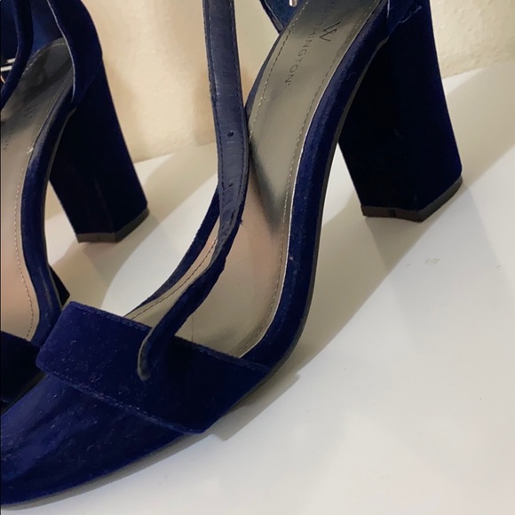 Heels - Picture 2 of 2